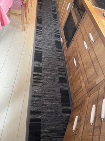 Associated Weavers, Protišmykový behúň na mieru Adagio 19 šedý, šíre 110 cm, šedá, chodba / predsieň