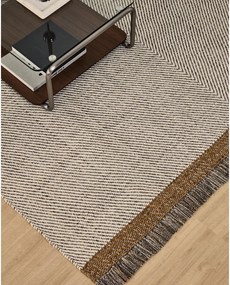 Krémovobiely ručne tkaný vlnený koberec 200x300 cm Brina – Kave Home