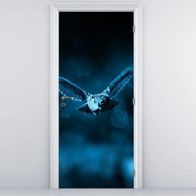 Fototapeta na dvere - Letiaca sova (95x205cm)
