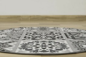 Protišmykový koberec Patchwork sivý