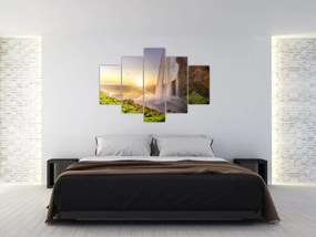 Obraz - Seljalandsfoss spoza vnútra jaskyne (150x105 cm)