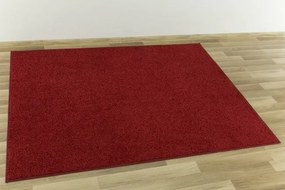 Metrážny koberec Mabelie 15 červený