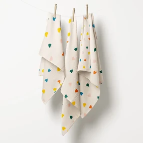 Biante Mušelínová plienka/dečka Nature MSN-037 Srdiečka na krémovo bielom - ZVÝHODNENÁ SADA 3 KS 100x100 cm - Sada 3 ks