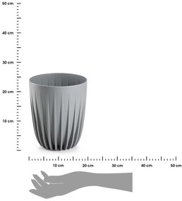 PLASTOVÝ KVETINÁČ STRIPPED 19X22,5 CM SIVÁ