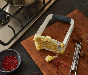 Strúhadlo na muškátový orech