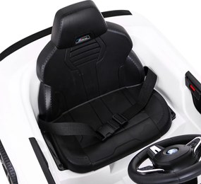 Ramiz BMW M5 DRIFT Biele vozidlo