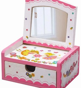 Výroba a maľovanie - kozmetická truhlička