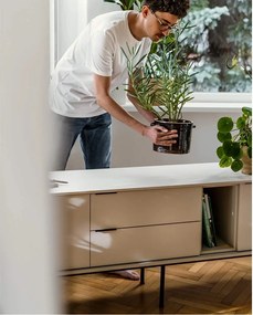 Sivobéžový TV stolík 189x61x42 cm Mod – noo.ma