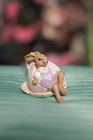 Veľkonočná dekoračná zajačica v šálke 7cm