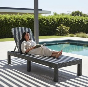 Skladacie ležadlo k bazénu a na terasu PREMIUM - sivé