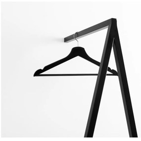 Čierny vešiak CustomForm Conter