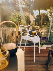 Sada 4 ks plastových stoličiek KATO bielych