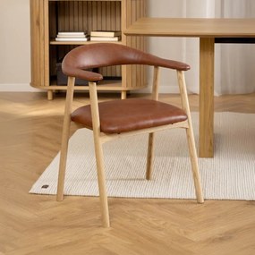 Koňakovohnedá/v prírodnej farbe jedálenská stolička z imitácie kože Addi – Actona