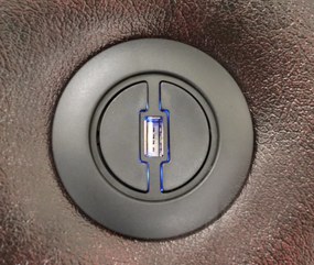 furniture-nabytek.cz - Elektrické polohovacie kreslo Chesterfield