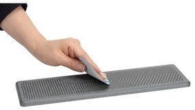 Sivá odkvapkávacia podložka na riad z kremeliny 30x8 cm Damon – Wenko