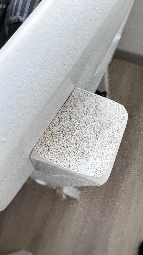 Za tu cenu jsem nečekal zázrak, ale toto ne. Je to škoda.