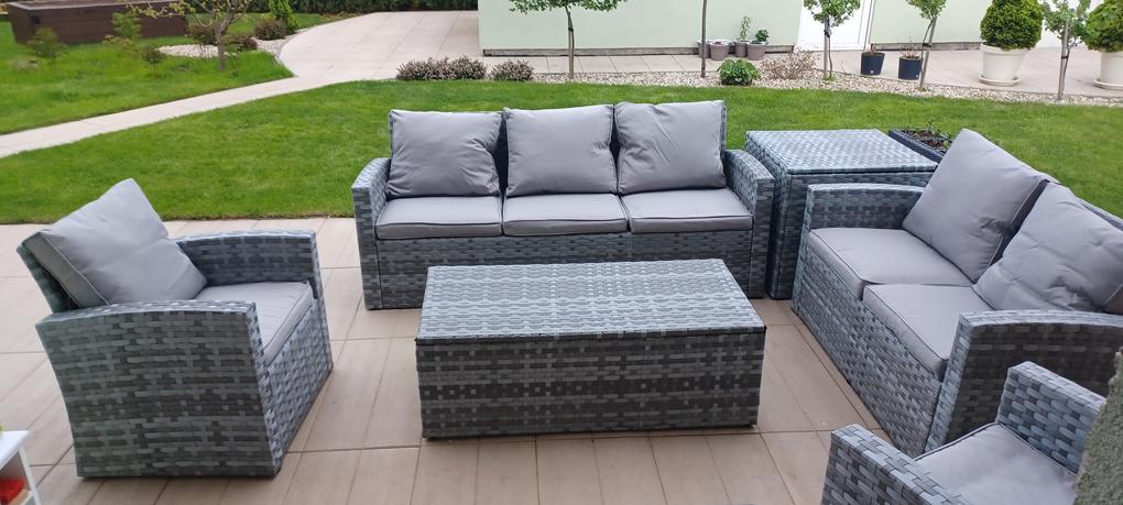 V baliku chybala jedna skrutkovacia nozicka.
V skutocnost farba je ina ako poskytuje predajca na stranke