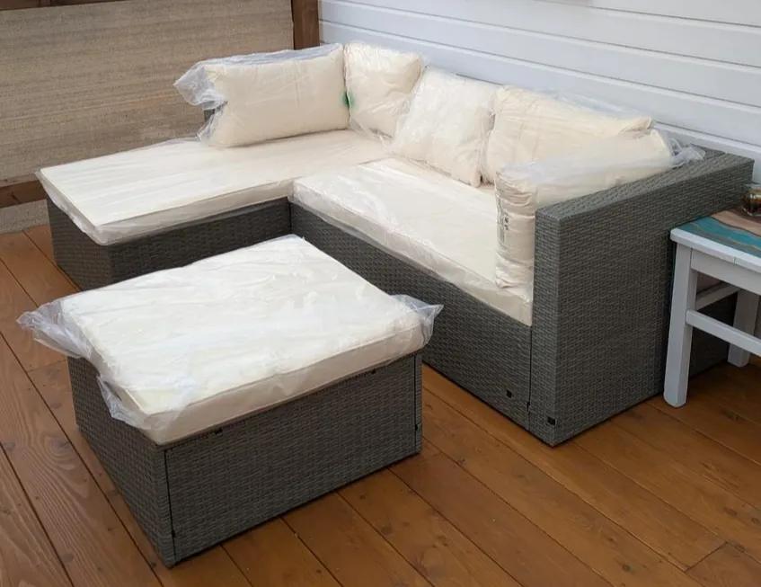 Veľmi sa mi páči, je praktická a vyzerá byť aj pevná, teším sa keď budem na nej leňošiť :)